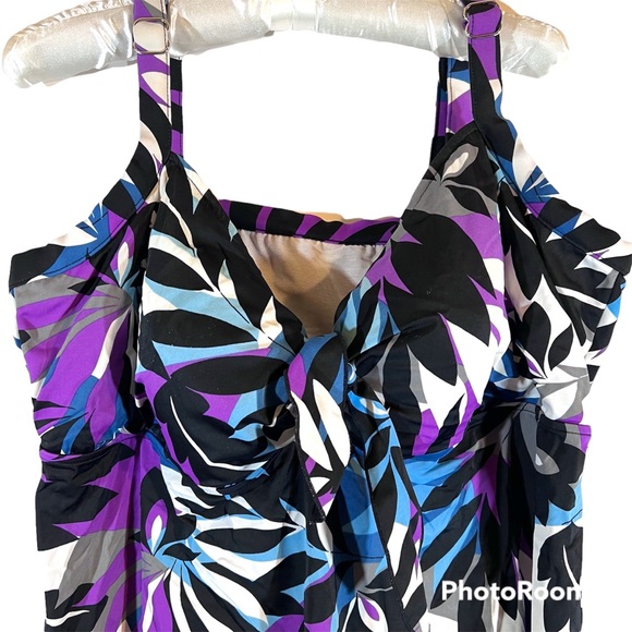 Upstream Floral Tankini top size 22W - Picture 2 of 5
